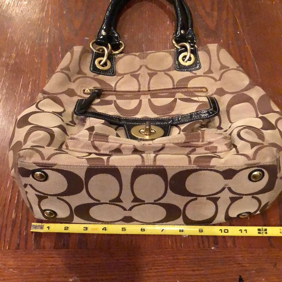 Authentic Coach purse - Picture 5 of 5